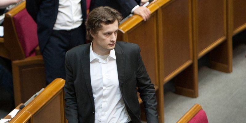 "Мой сын под Иловайском": журналист уличил Порошенко во лжи и раскрыл детали