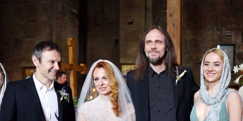 Святослав Вакарчук став першим дружбою на весіллі учасника гурту «Океан Ельзи»