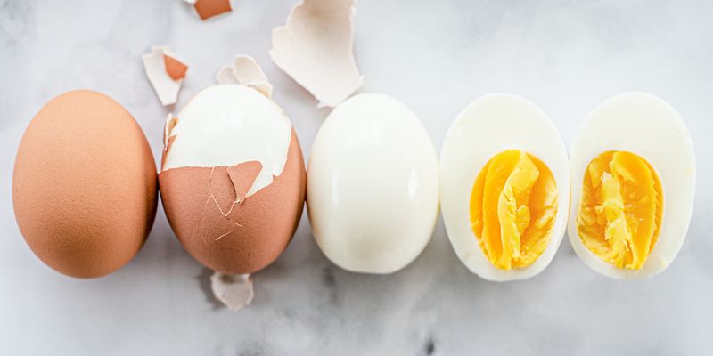 Кулинарный лайфхак, чтобы вареные яйца не трескались и хорошо чистились/Узнайте, как правильно варить яйца