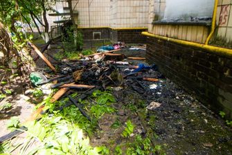 В Киеве от окурка загорелся балкон и квартира – ГСЧС