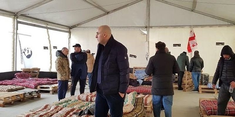 Сторонники Саакашвили в Грузии прекратили голодовку