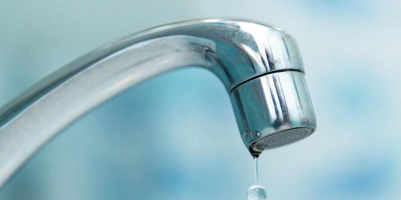 На Дніпропетровщині два містечка вже більше тижня живуть без води