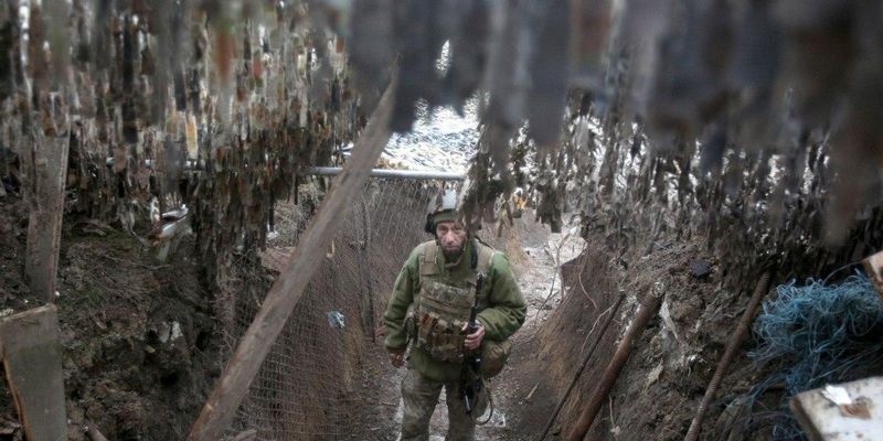 Арестович анонсировал "позитивные новости" по перемирию на Донбассе