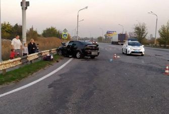 В Днепре в ДТП погиб полицейский: вылетел на встречку и врезался в три автомобиля
