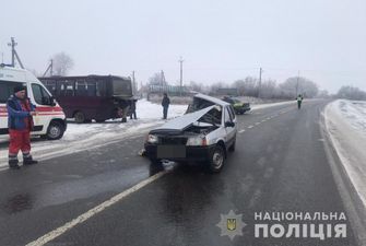 На Харьковщине произошло ДТП с рейсовым автобусом: есть погибшие