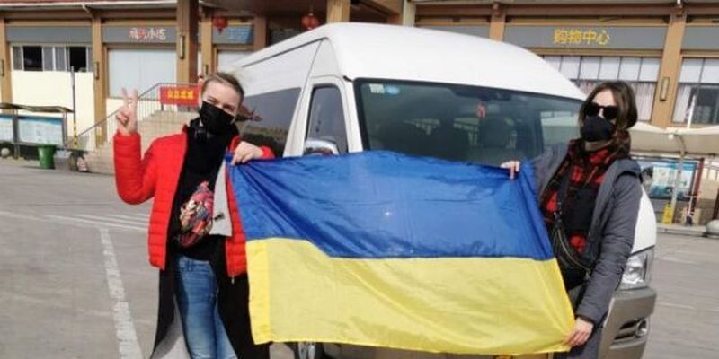 Украинцы из Уханя: эвакуация, как вывоз ядерных отходов
