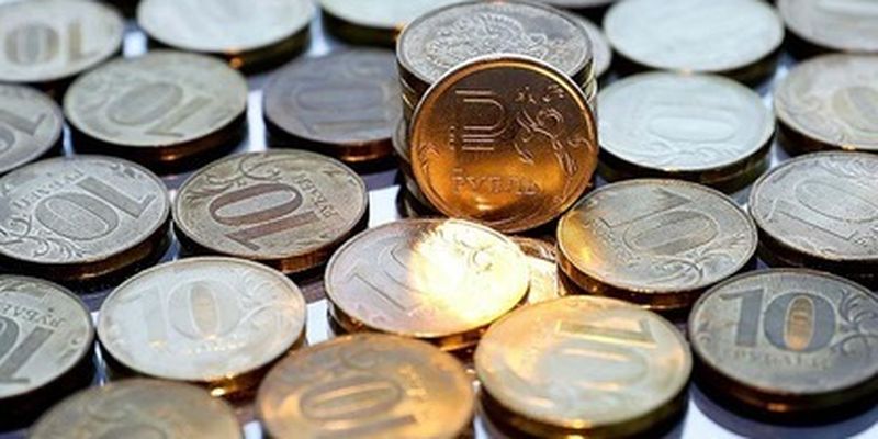 В Украине вводят в оборот "новогоднюю" монету в 5 гривен: как она выглядит