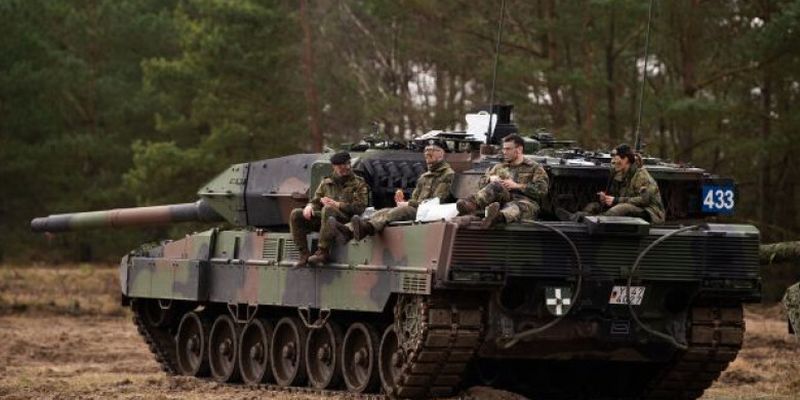 Сколько танков получит Украина от западных партнеров: ответ посла