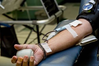 В Україні гомосексуальним людям дозволили бути донорами крові