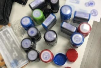 У Харківській області угруповання на мільйони гривень продавало фейкові результати ПЛР-тестів і сертифікати вакцинації