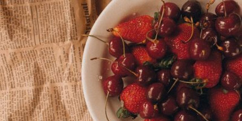 Сезонные фрукты, ягоды и овощи июня: какие продукты можно есть в начале лета, варианты рецептов
