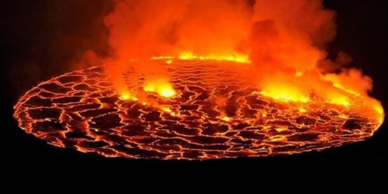 В глубине Земли обнаружили огромные озера из лавы, которые могут уничтожить планету