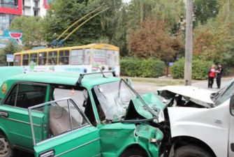 Жуткое ДТП в Черновцах: погибла супружеская пара