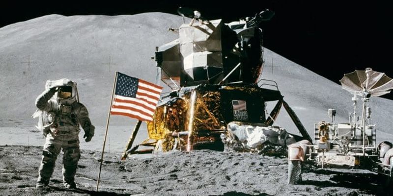 Компьютер, посадивший американцев на Луну, был в 25 миллионов раз слабее iPhone
