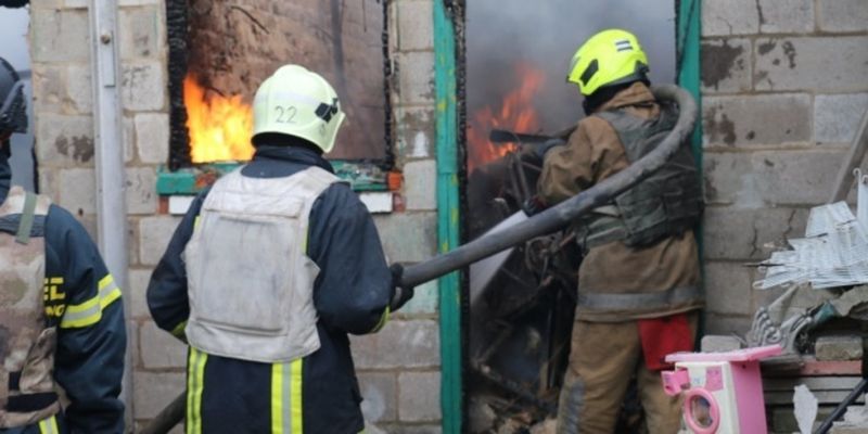 На Харьковщине в результате вражеских обстрелов в сутки произошло 19 пожаров