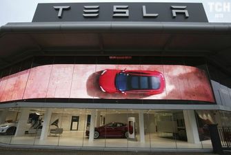 На заводі Tesla потроїлася кількість виробничих травм за рік