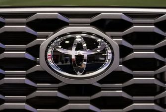 Японский автопроизводитель Toyota приостановил импорт в рф