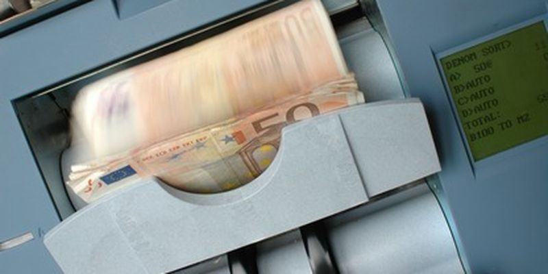 Курс евро поставил 9-месячный рекорд: что происходит с валютой