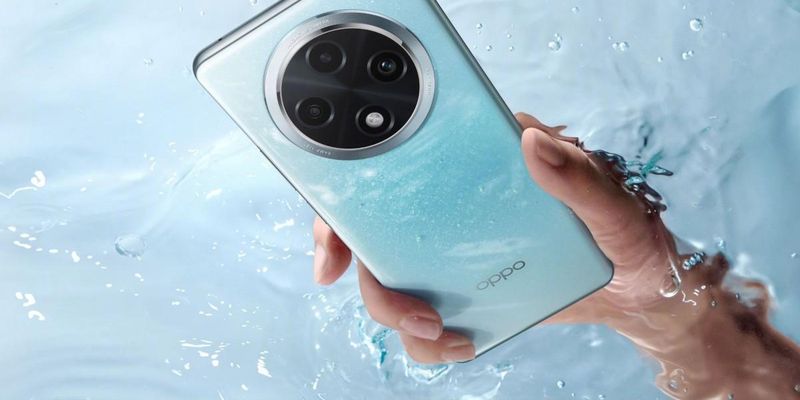 Представлен первый в мире полностью водонепроницаемый смартфон: стоит дешевле $300