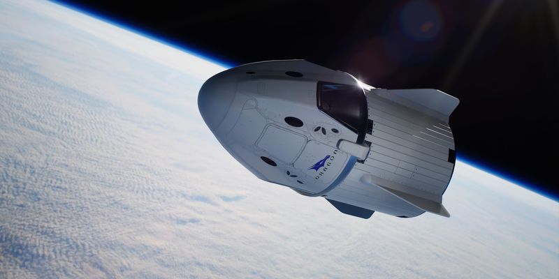 SpaceX определилась с экипажем для своей первой пилотируемой миссии