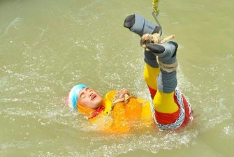 Иллюзионист, выполнявший трюк под водой, погиб