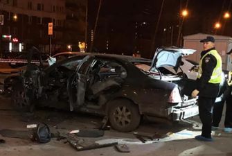 В Киеве на Демеевке взорвался автомобиль чиновника Минагрополитики – СМИ