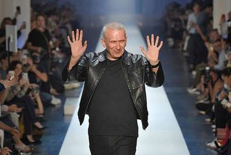 Жан-Поль Готье покидает фэшн-индустрию: звезды в его нарядах