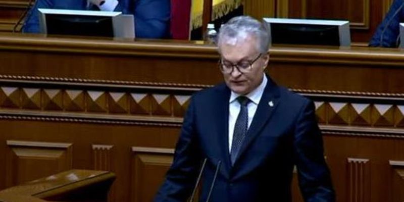 Президент Литвы рассказал, почему выступал в Раде на украинском языке