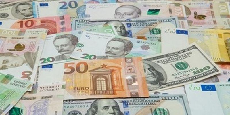 Евро уже дороже 40 грн: какой сейчас курс на межбанке, черном рынке и в обменниках