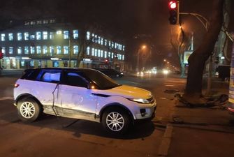 Разбились два автомобиля: В Одессе произошло ДТП