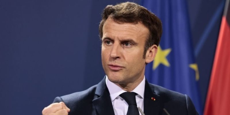 Макрон подтвердил обязательство Франции увеличить поддержку Украины