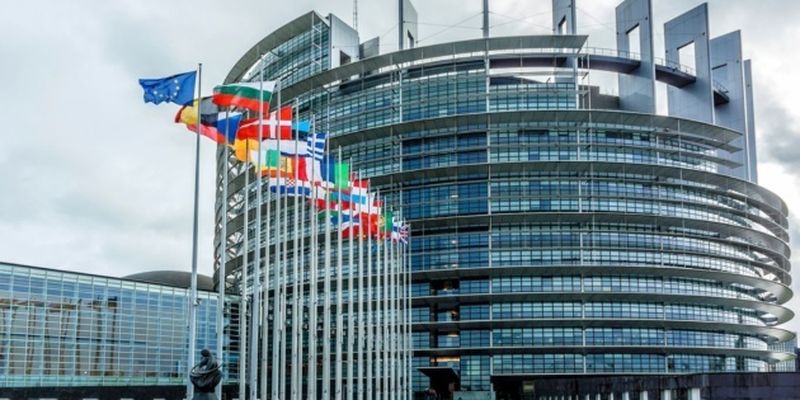 Европарламент поддержал предложение о выделении Украине €18 миллиардов