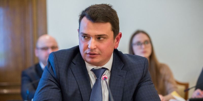 Экс-директор НАБУ Сытник стал замглавы НАПК, в реестре которого числится как коррупционер