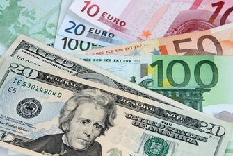 Доллар и евро подорожали перед выходными. Курс валют в обменниках