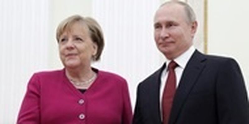 Премьер Польши сравнил договоренности Путина и Меркель с пактом Молотова
