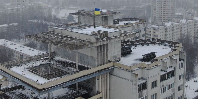 В Минске подняли флаг Украины в знак солидарности с украинским народом: фото