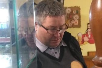 На Львівщині сільський голова кинув графином в офіціантку через відмову нести шашлики