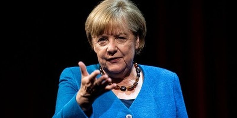 Меркель попыталась оправдаться из-за российского газа и заговорила о мирных переговорах