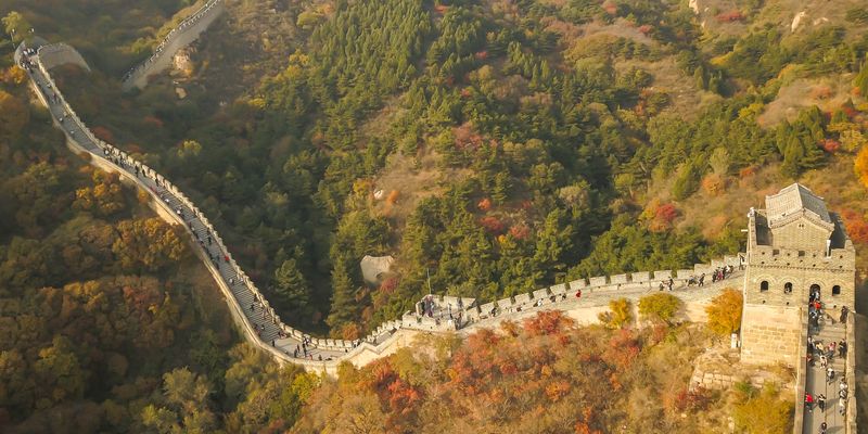 Сколько длилась постройка Великой Китайской стены?