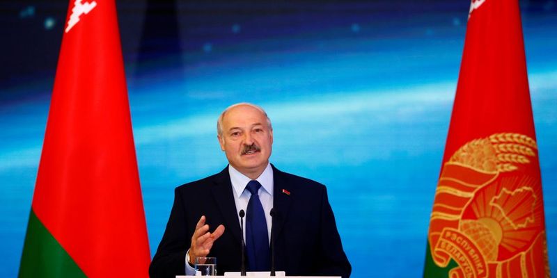 Лукашенко збирається змінити Конституцію для свого наступника – він вже "наволодорювався"