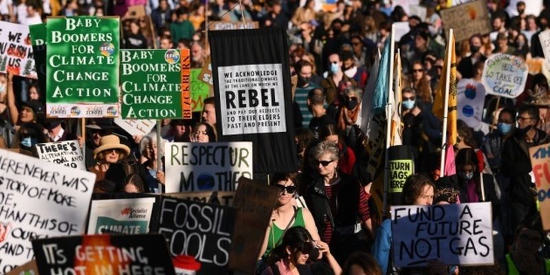В Австралии тысячи школьников вышли на экодемонстрации