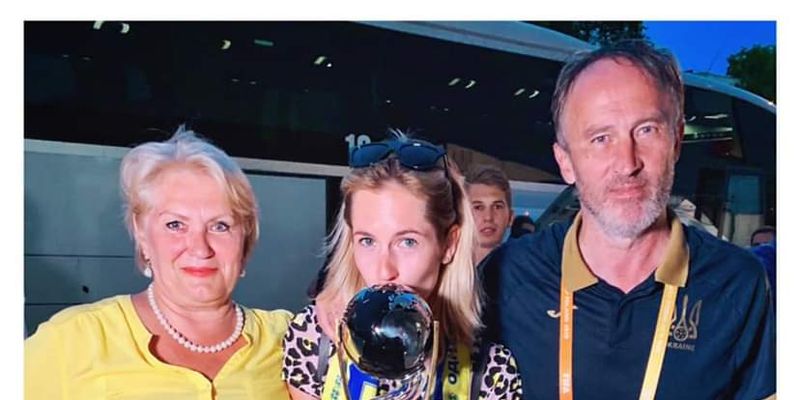 Еще одна победа Петракова. Знакомимся с очень красивой дочкой украинского тренера