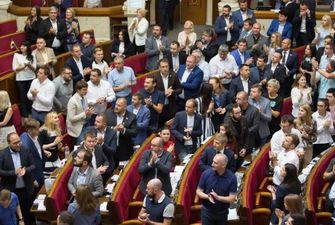 Рада провалила законопроект о "прослушке" для НАБУ и ГБР и отмене "правок Лозового"