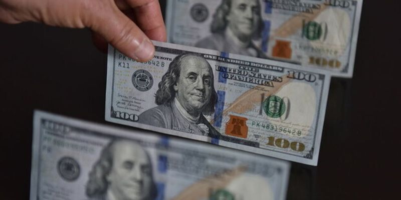 Курс валют в Украине 15 мая 2023: сколько стоит доллар и евро