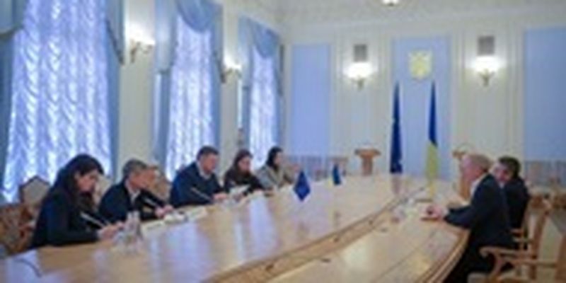 Депутаты Европарламента посетили Раду: говорили о военных преступлениях РФ