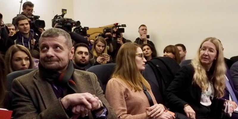 Суд закрив справу проти Супрун за позовом Мосійчука