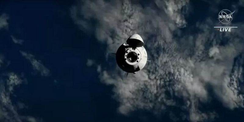 Аварийная ситуация на МКС. NASA спасет своего астронавта, оставив двух россиян на орбите