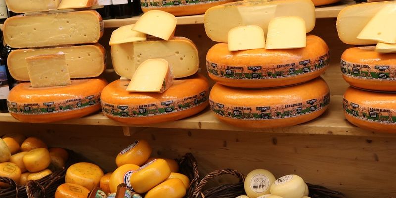 У минулому році імпорт сиру в Україну виріс у понад два рази