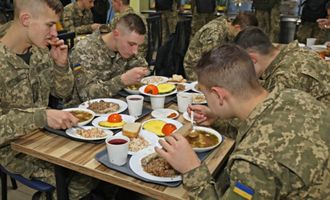 Арсен Жумадилов "проверяет", может ли успешно воевать голодная армия – блогер