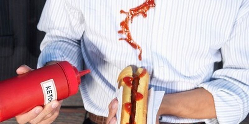 Как избавиться от пятен кетчупа на одежде: действенные советы хозяйкам